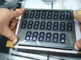 段碼液晶屏都有哪些形狀? 液晶顯示屏生產(chǎn)廠家怎么選？